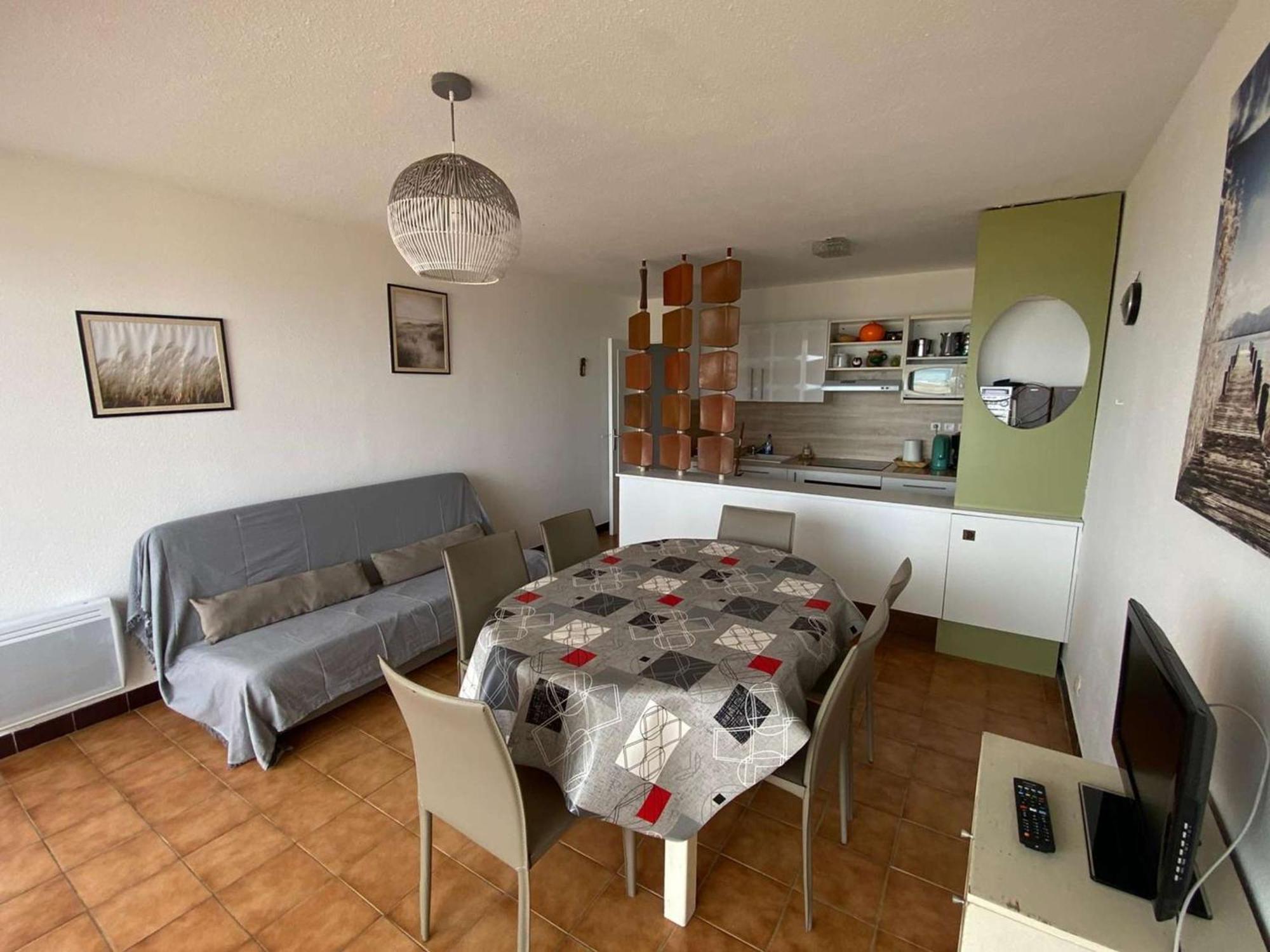 Appartement 3 Pieces Avec Parking, A 10M De La Plage - 6 Couchages - Fr-1-229C-171 Port-la-Nouvelle Bagian luar foto
