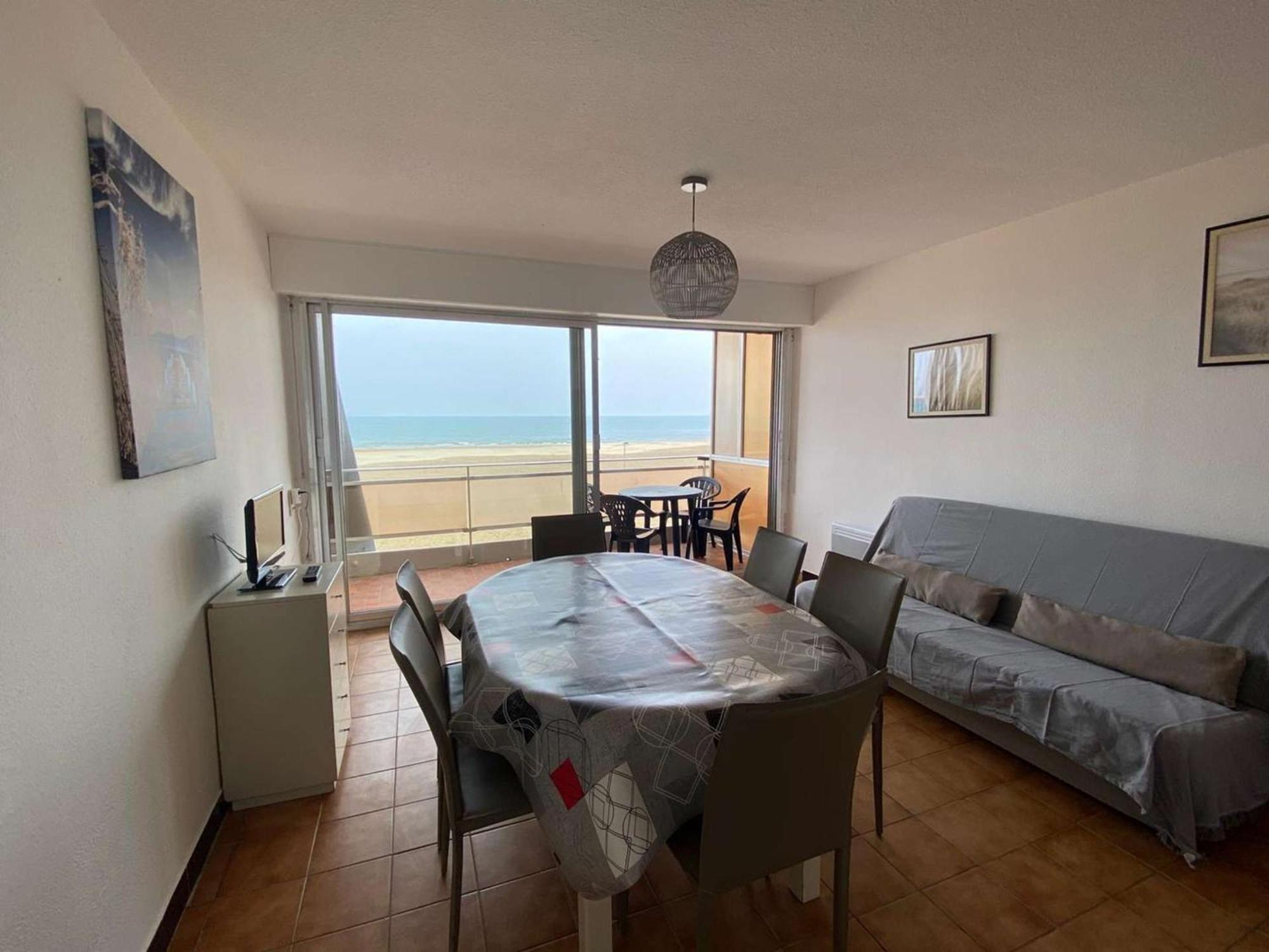 Appartement 3 Pieces Avec Parking, A 10M De La Plage - 6 Couchages - Fr-1-229C-171 Port-la-Nouvelle Bagian luar foto