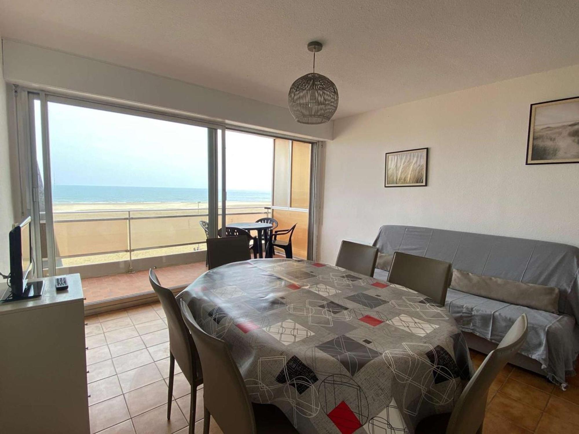 Appartement 3 Pieces Avec Parking, A 10M De La Plage - 6 Couchages - Fr-1-229C-171 Port-la-Nouvelle Bagian luar foto